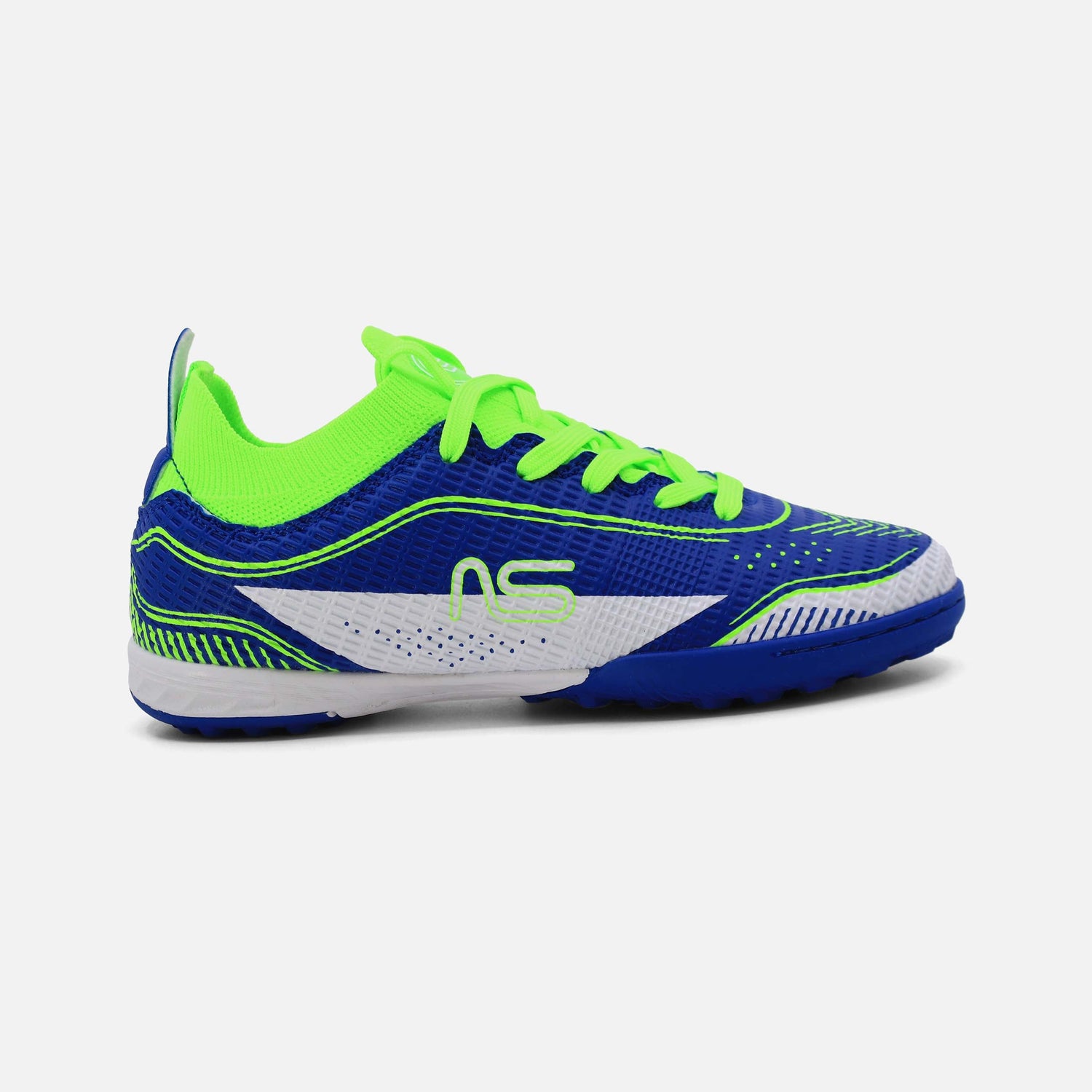 BOYS SPORTS TURF & COURT SHOES