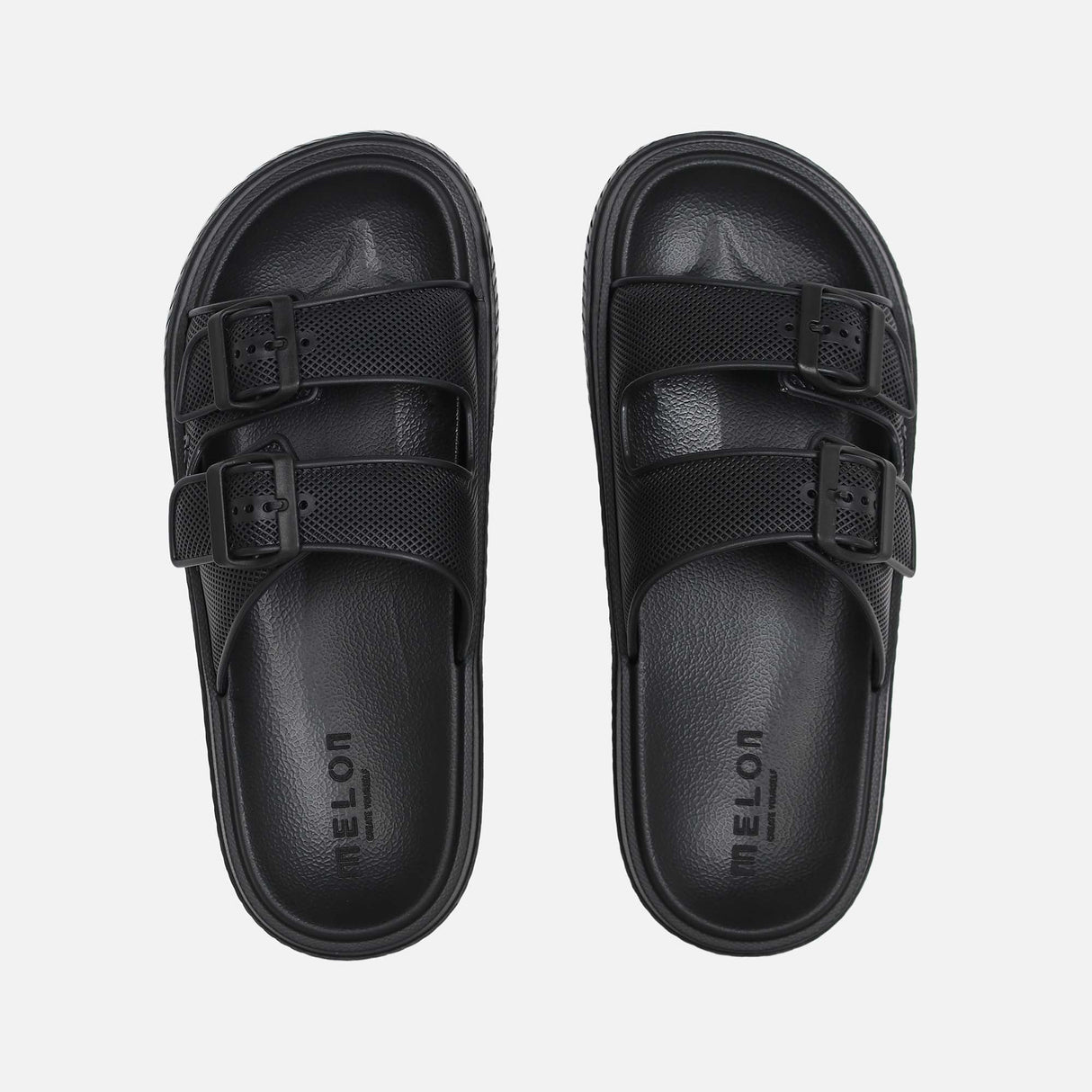 MEN BEACH SLIP-ON SLIPPERS