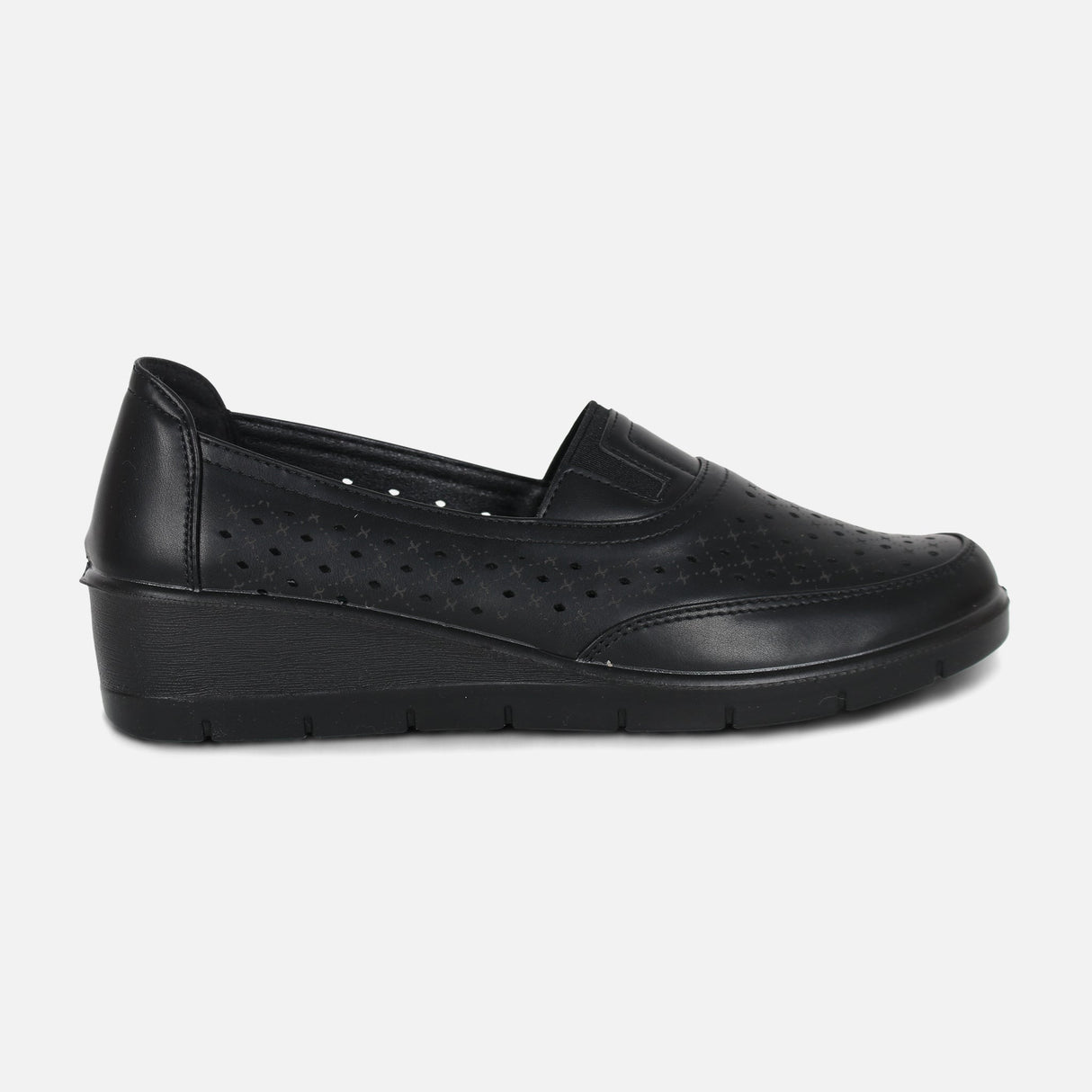 LADIES CASUAL SLIP-ON SHOES