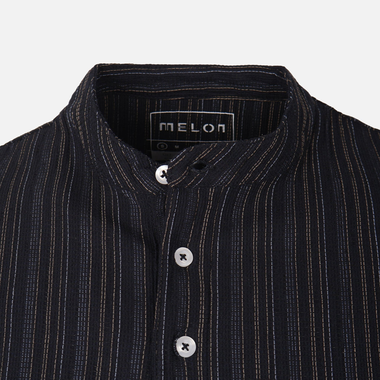 Men Structure T-Shirt Henley Neck