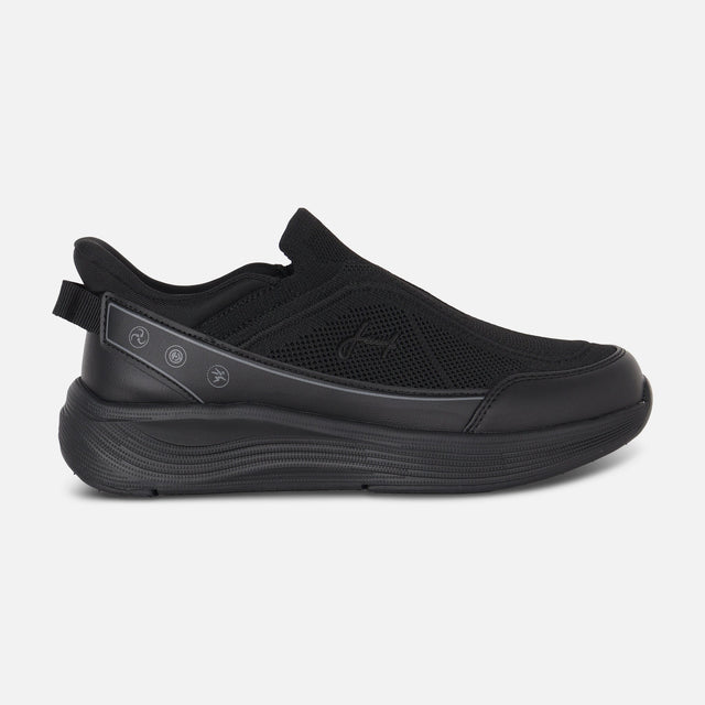 BOYS SPORTS SHOES