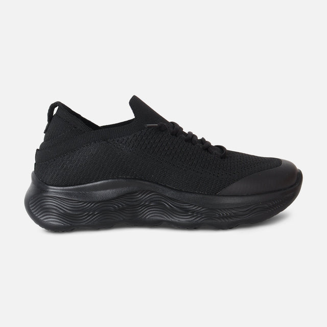 BOYS SPORTS SHOES